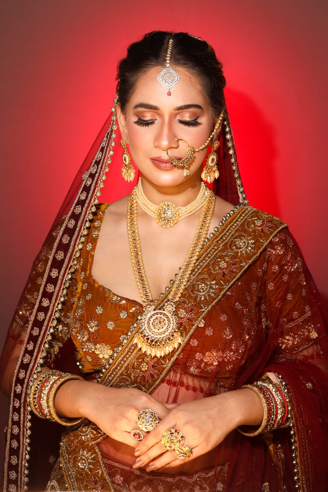 Golden bridal makeup by DSB Makeovers